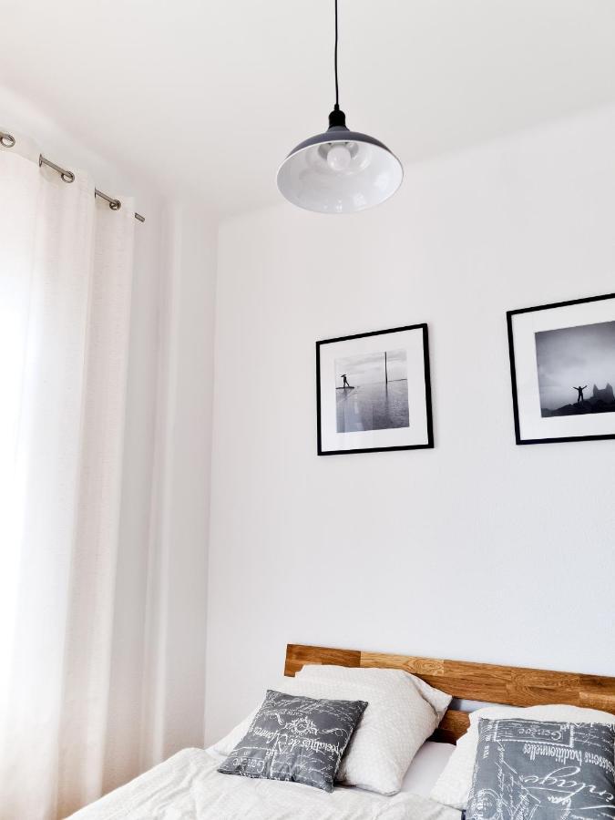 1-Raum-Wohnung Zentral Gelegen Дрезден Екстер'єр фото