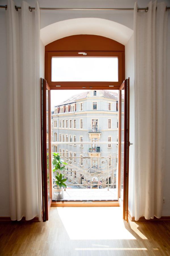 1-Raum-Wohnung Zentral Gelegen Дрезден Екстер'єр фото